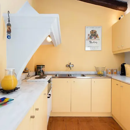 Napolien's Loft Apartment *